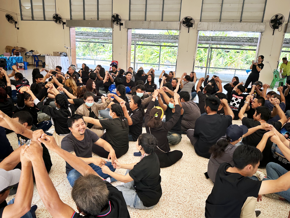 กิจกรรมสานสัมพันธ์ 10