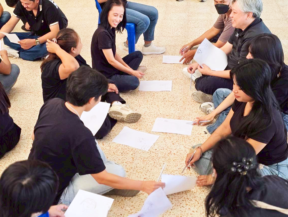 กิจกรรมสานสัมพันธ์ 17